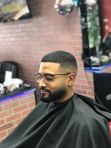 Barber Shop «Luxury Cuts 305 Barber Shop», reviews and photos, 11244 SW 137th Ave, Miami, FL 33186, USA