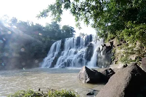 Mitte Waterfalls image
