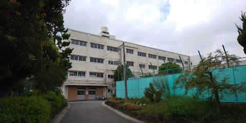 横浜市立富岡中学校