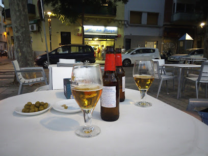 Bar Cerveceria La Playa - Avinguda de la Platja, 102, 08930 Sant Adrià de Besòs, Barcelona, Spain
