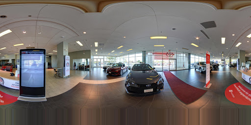 Toyota Dealer «St Charles Toyota», reviews and photos, 2651 E Main St, St Charles, IL 60174, USA