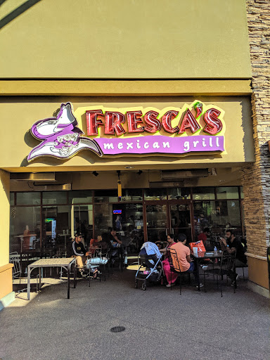 Shopping Mall «Woodburn Premium Outlets», reviews and photos, 1001 N Arney Rd, Woodburn, OR 97071, USA