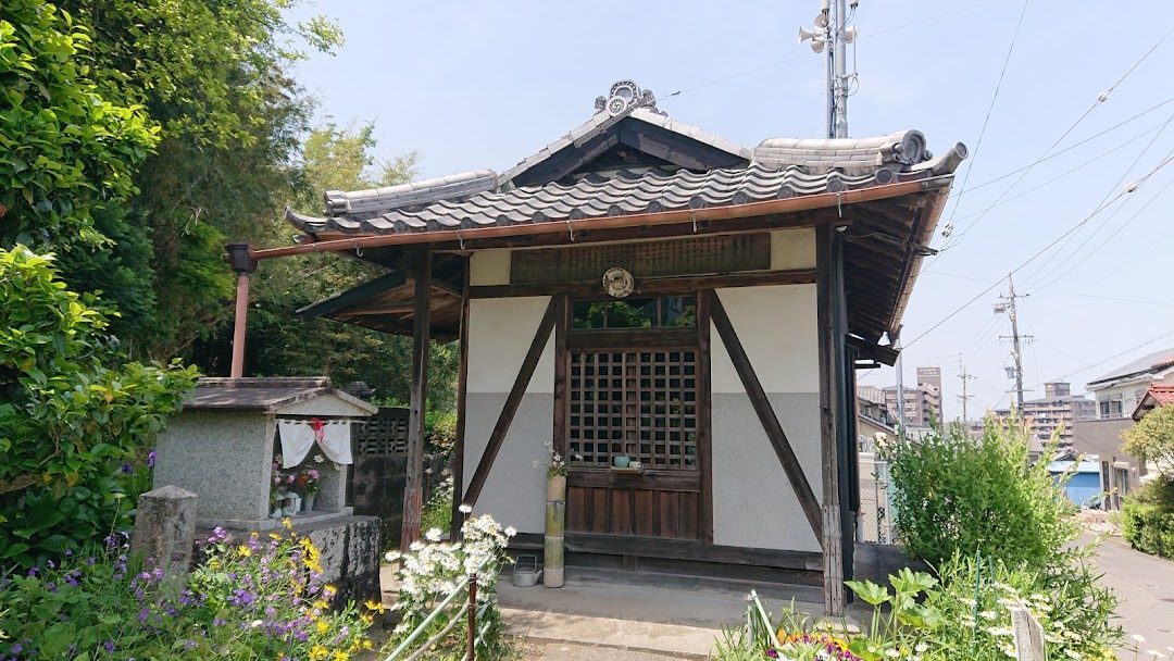 小石山地蔵堂