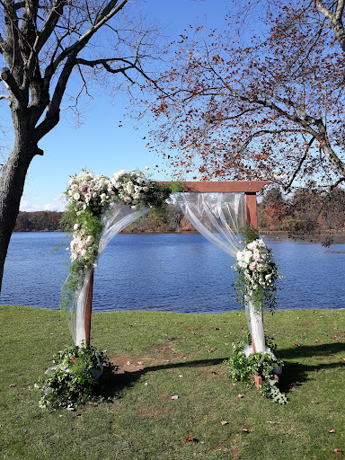 Florist «Colony Florist & Gifts», reviews and photos, 762 Franklin Ave, Franklin Lakes, NJ 07417, USA