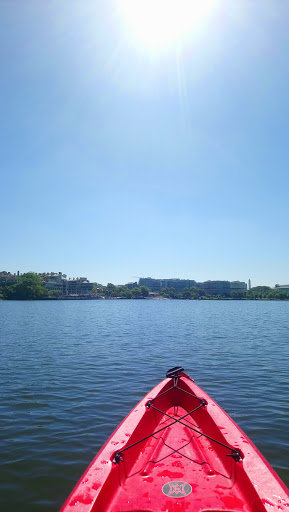 National Park «Georgetown Waterfront Park», reviews and photos, Water St NW, Washington, DC 20007, USA