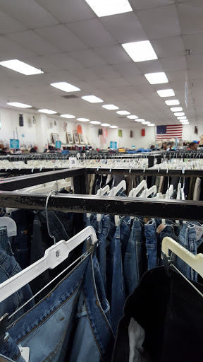Thrift Store «Sunshine Thrift Store», reviews and photos, 4304 S Dale Mabry Hwy, Tampa, FL 33611, USA