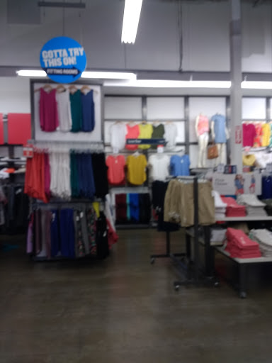 Clothing Store «Old Navy», reviews and photos, 9155 W Stockton Blvd, Elk Grove, CA 95758, USA