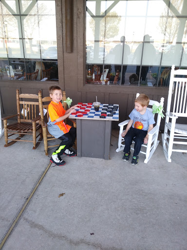 American Restaurant «Cracker Barrel Old Country Store», reviews and photos, 800 N Interstate Dr, Norman, OK 73072, USA