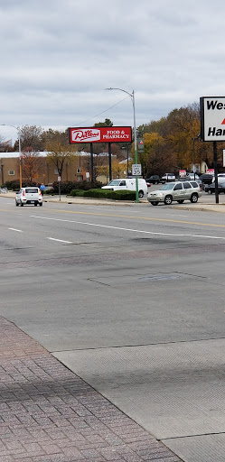 Grocery Store «Dillons», reviews and photos, 3020 E Douglas Ave, Wichita, KS 67214, USA
