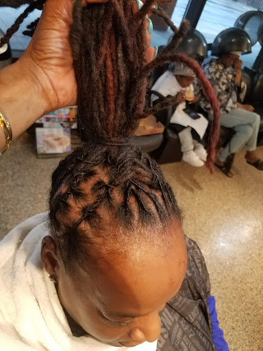 Beauty Salon «VIP Hair & Nail Salon», reviews and photos, 1154 Hennepin Ave, Minneapolis, MN 55403, USA