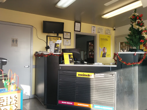 Auto Repair Shop «Meineke Car Care Center», reviews and photos, 2276 College Dr, Baton Rouge, LA 70808, USA