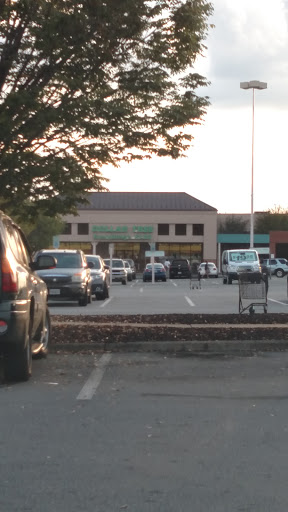 Shopping Mall «Pantops Shopping Center», reviews and photos, 250 Free Bridge Ln, Charlottesville, VA 22911, USA