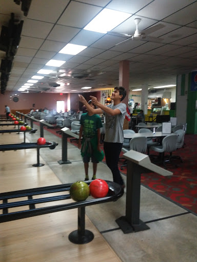 Bowling Alley «Saint Lucie Lanes», reviews and photos, 6759 US-1, Port St Lucie, FL 34952, USA