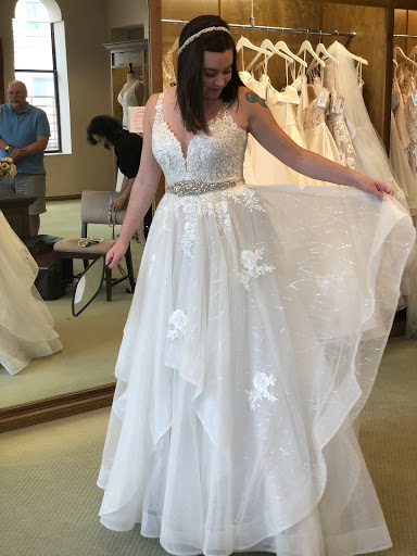 Bridal Shop «Donna Salyers’ Fabulous-Bridal», reviews and photos, 601 Madison Ave, Covington, KY 41011, USA