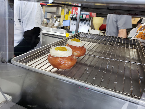 Donut Shop «The Donut Man», reviews and photos, 915 E Rte 66, Glendora, CA 91740, USA