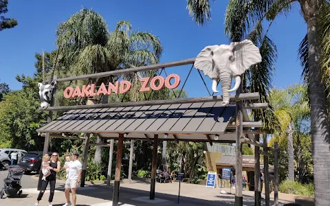 Oakland Zoo image