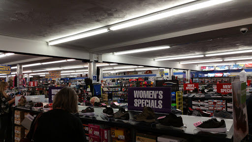 Sporting Goods Store «Big 5 Sporting Goods», reviews and photos, 1430 S Colorado Blvd, Denver, CO 80222, USA