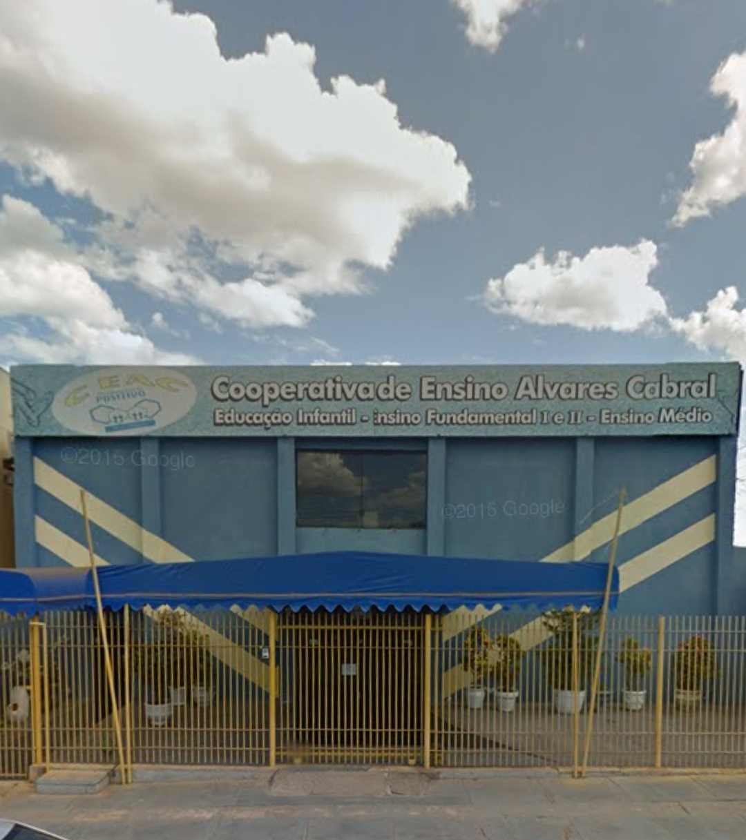 Escola Alvares Cabral