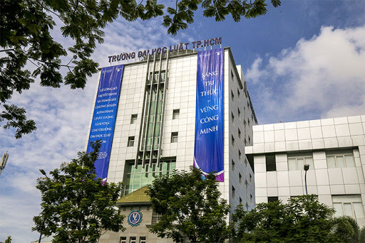 Centers to study journalism in Ho Chi Minh