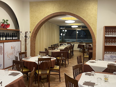 Rendez Vous Restaurant & Pizza Via Umberto I°, 30, 98063 Gioiosa Marea ME, Italia