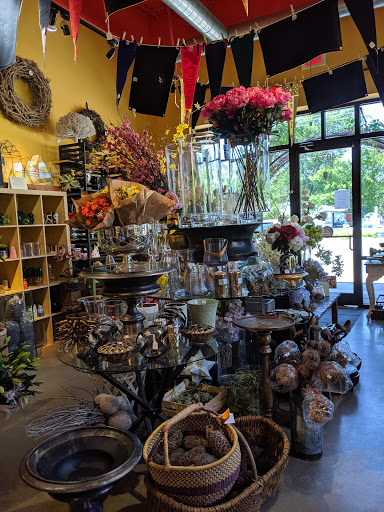 Florist «Twisted Stem Floral», reviews and photos, 407 E Terra Cotta Ave a, Crystal Lake, IL 60014, USA