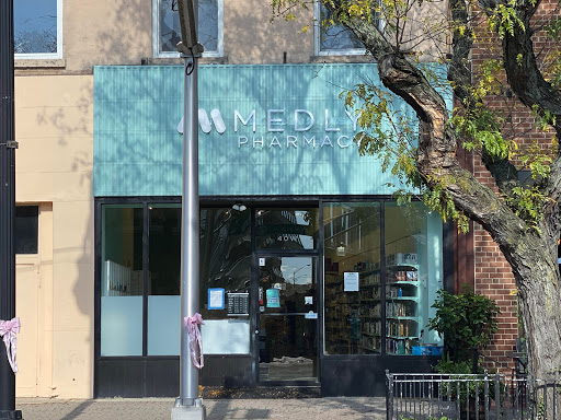 Convenience Store «Wald Drug Store», reviews and photos, 40 W Main St, Somerville, NJ 08876, USA