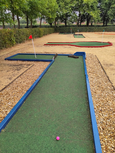 Reviews of Eaton Park Crazy Golf in Norwich - Golf club
