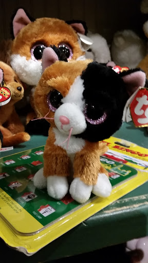 American Restaurant «Cracker Barrel Old Country Store», reviews and photos, 1162 Wayne Ave, Chambersburg, PA 17202, USA