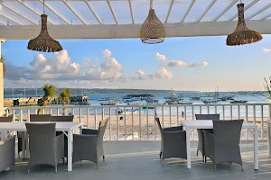 Jaansan Beach House | Restaurant, Bar & Lounge image