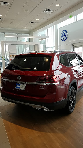 Used Car Dealer «Volkswagen Of Stockton», reviews and photos, 3055 E Hammer Ln, Stockton, CA 95212, USA