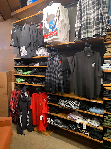 Clothing Store «Zumiez», reviews and photos, 30001 White Bear Ave #2012, Maplewood, MN 55109, USA