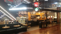 Atmosphère du Restaurant servant le petit-déjeuner Starbucks à Lille - n°11