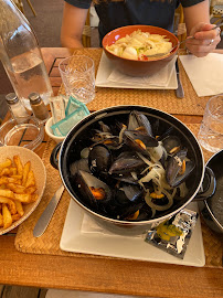 Moule du Restaurant de spécialités à base de poisson-pêcheur Au Doyen à Marseille4:00PM - n°13