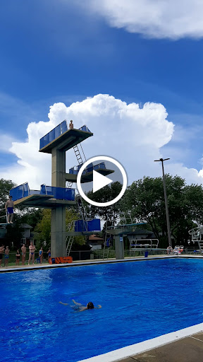 Recreation Center «Meineke Recreation Center», reviews and photos, 220 E Weathersfield Way, Schaumburg, IL 60193, USA