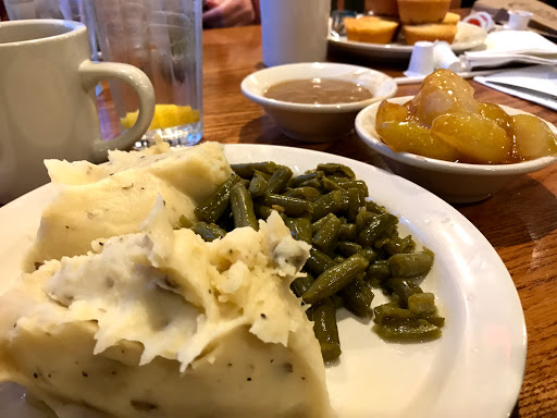 American Restaurant «Cracker Barrel Old Country Store», reviews and photos, 5035 Hinkleville Rd, Paducah, KY 42001, USA