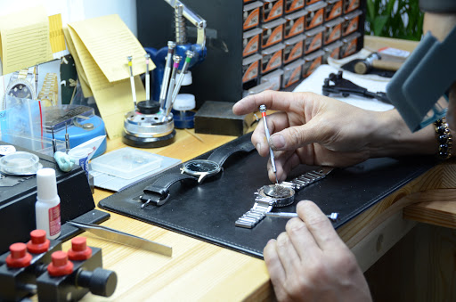 Jewelry Store «Premier Jewelers», reviews and photos, 9810 Baymeadows Rd #11, Jacksonville, FL 32256, USA