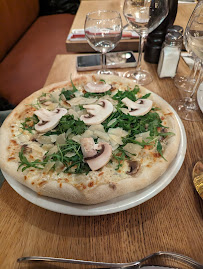 Pizza du Restaurant italien La Piazzetta à Levallois-Perret - n°5