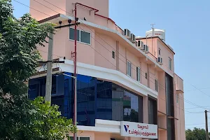 VELUSAMY SUPERSPECIALITY HOSPITAL (Dr.Arul Velusamy, Urologist) image