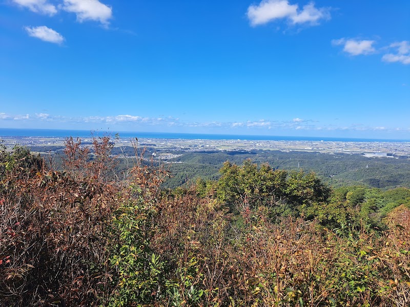 遣水観音山