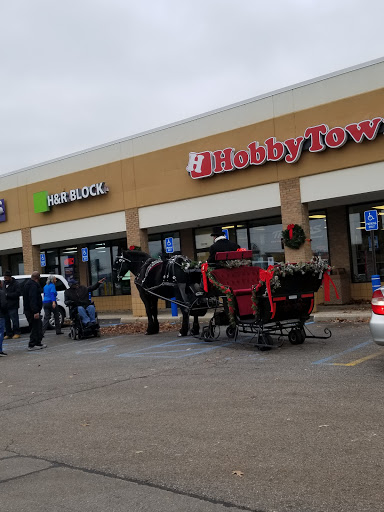 Shopping Mall «Harvard Row Mall», reviews and photos, 21762 W Eleven Mile Rd, Southfield, MI 48076, USA