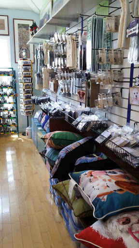 Pet Supply Store «Outer Barks - Water Front Shops», reviews and photos, 1240 Duck Rd, Duck, NC 27949, USA