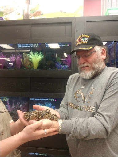 Pet Store «Petland», reviews and photos, 699 Harry Sauner Rd, Hillsboro, OH 45133, USA