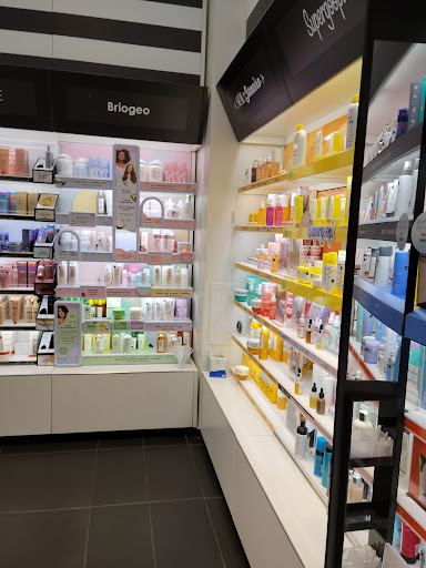 Cosmetics Store «SEPHORA», reviews and photos, 1689 Arden Way #1084, Sacramento, CA 95815, USA