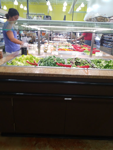 Grocery Store «Whole Foods Market», reviews and photos, 2693 Edmondson Rd, Cincinnati, OH 45209, USA