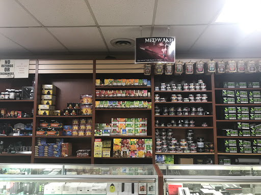 Tobacco Shop «HotBox Smoke Shop», reviews and photos, 9514 Reseda Blvd #7, Northridge, CA 91324, USA