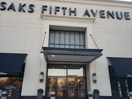 Department Store «Saks Fifth Avenue», reviews and photos, 1350 Polaris Pkwy, Columbus, OH 43240, USA