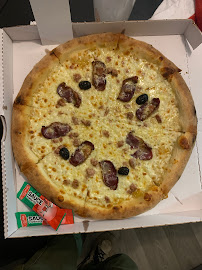 Plats et boissons du Pizzas à emporter Rezo Pizza à Tullins - n°19