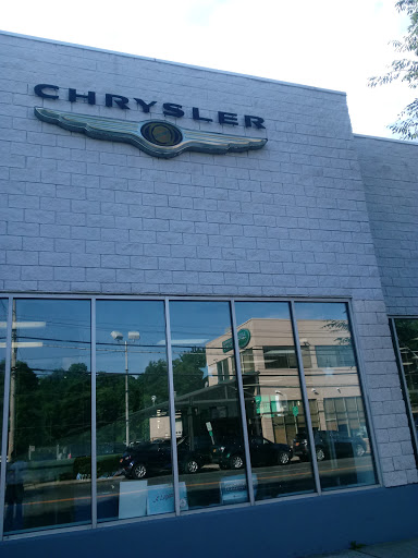 Chrysler Dealer «Larchmont Chrysler Jeep Dodge», reviews and photos, 2533 Boston Post Rd, Larchmont, NY 10538, USA