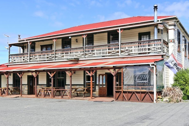 The Duke Hotel, Porangahau - Napier