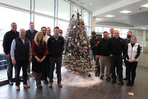 BMW Dealer «Thompson BMW», reviews and photos